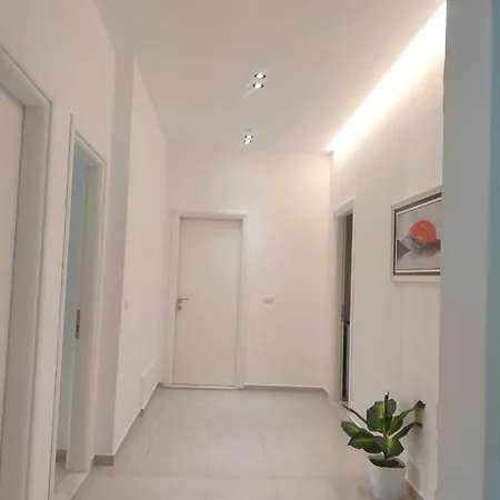 Hotel Deka-x Sarande