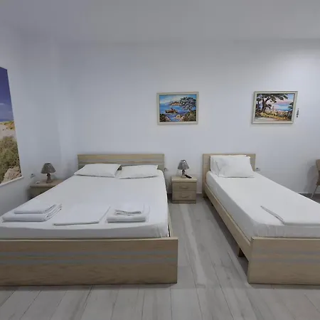 Deka-x 酒店 Sarandë