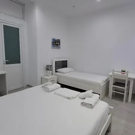 Deka-x Hotel Sarandë