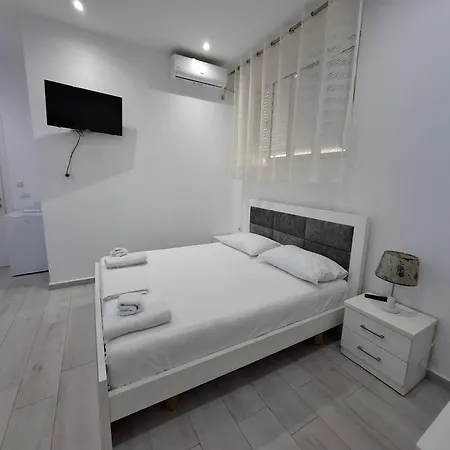 Deka-x * Sarandë