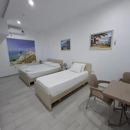Hotel Deka-x