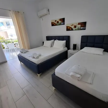 Deka-x Hotel *