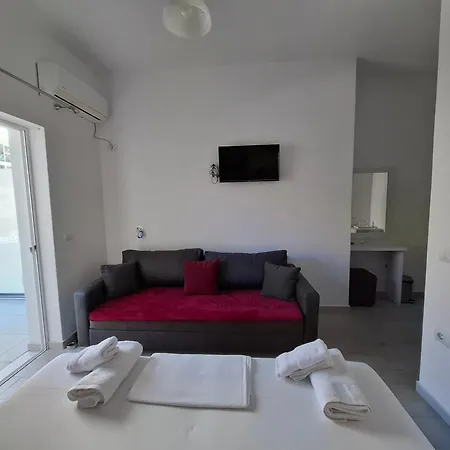 Hotel Deka-x *