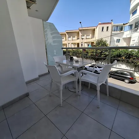 Deka-x * Sarandë