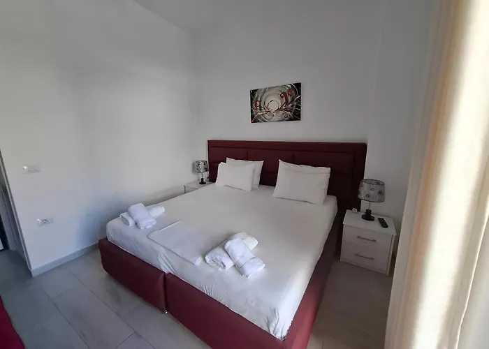 Deka-x Hotel Sarandë